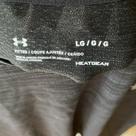 Under Armour long sleeve T - Picture 3 of 3